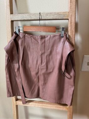 Bar III Dusty Rose Faux Leather Skirt with Matching Belt